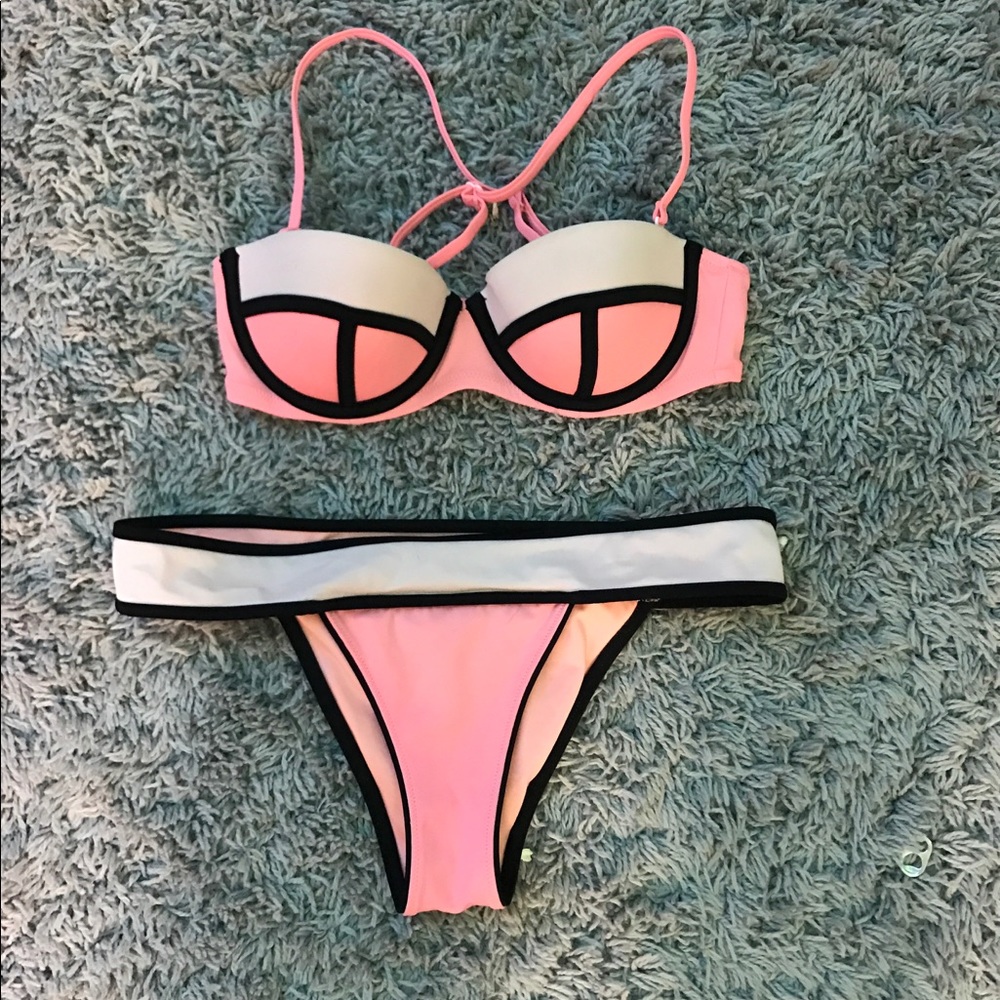 VS Pink Bikini